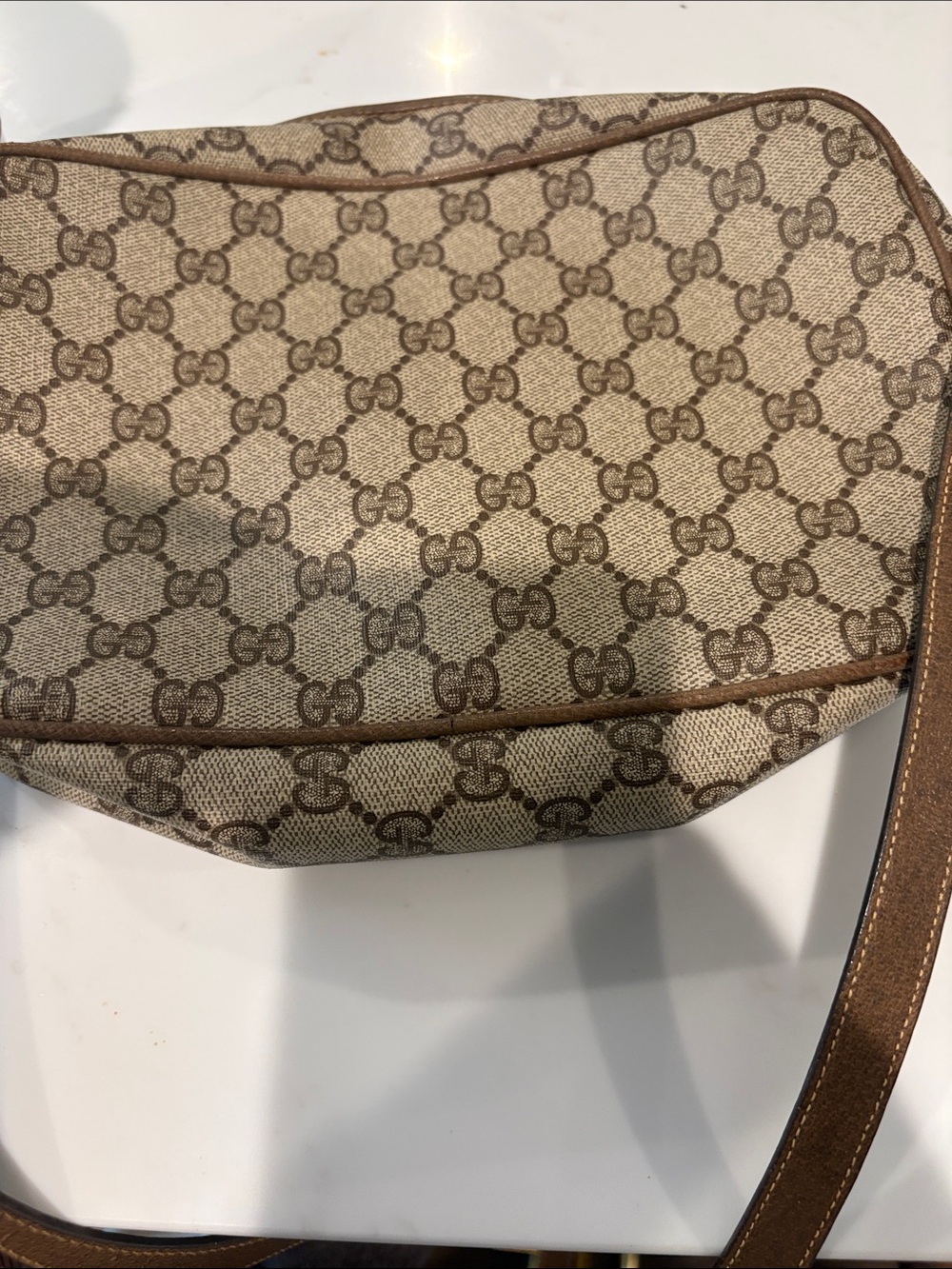 Vintage Gucci Beige and Brown GG Supreme Crossbody Bag - Picture 7 of 8